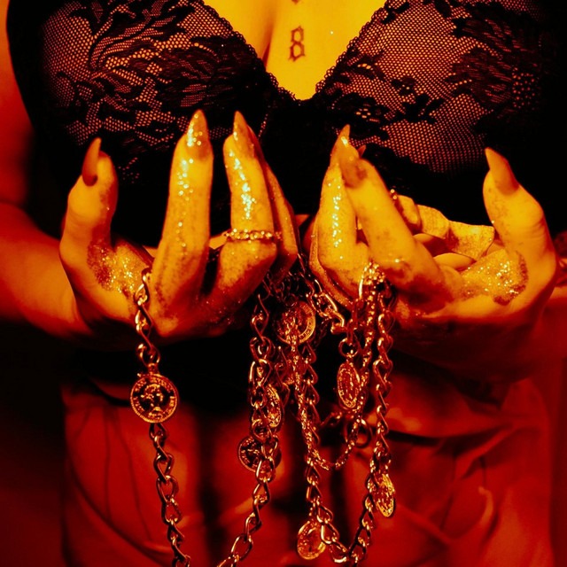 Album cover for Heartstrings by LilyannaMarie.